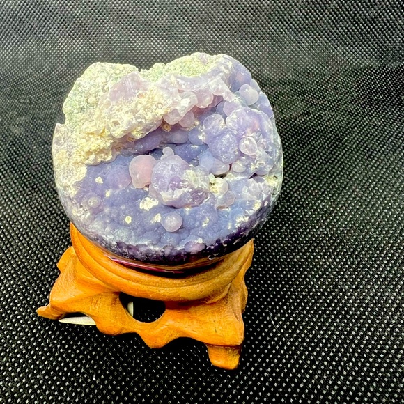 Grape Agate Sphere 6oz - Picture 1 of 1